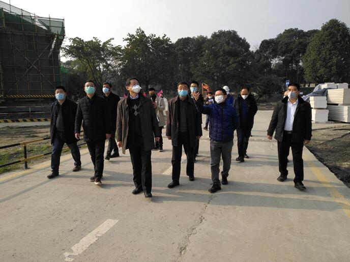 集团党委书记、董事长任丁率队 赴金牛宾馆检查工作