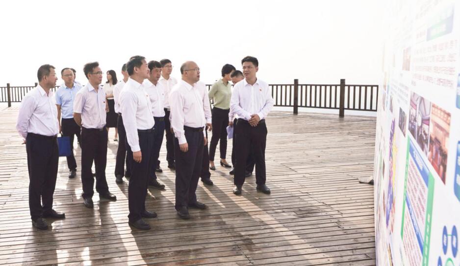 省委常委、组织部长王正谱到四川尊龙凯时集团调研指导工作